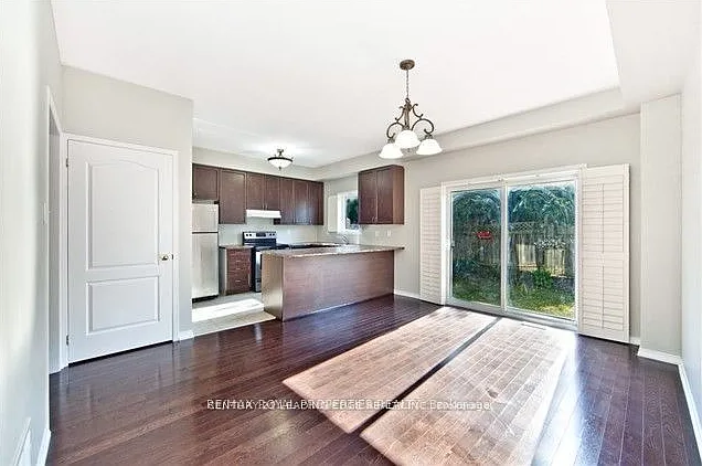 18 Clarepark Ct — Photo 5