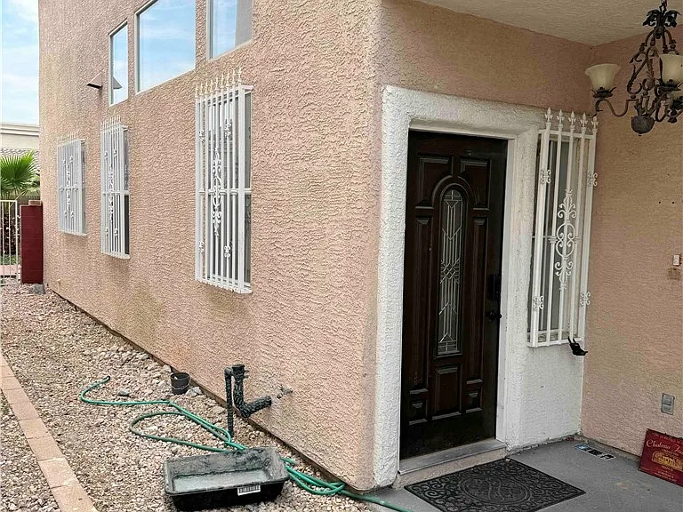 3588 White Mountain St — Photo 4