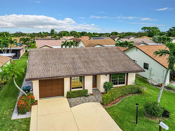 2nd image of 6307 White Sabal Palm Lane
