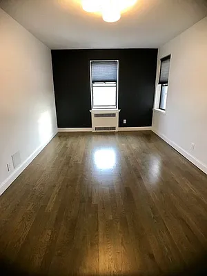 Rented by City Prime Commercial Realty  | media 4