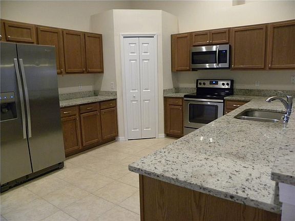 2nd image of 1116 James Ave