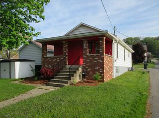 222 Hazel Ave, Ellwood City, PA 16117