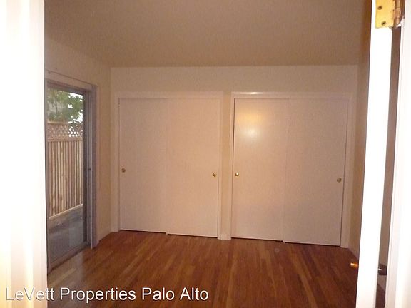 3rd image of 313 Ramona St