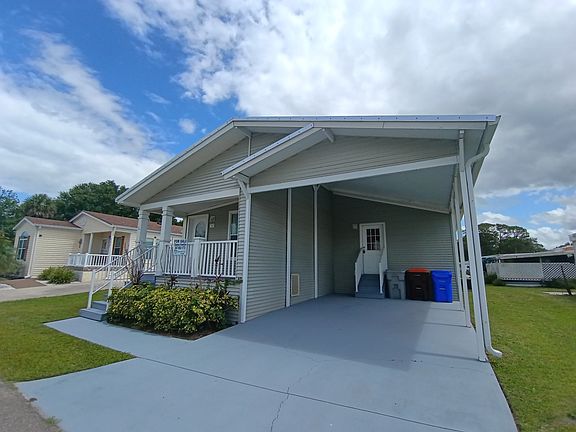 3rd image of 303 Heritage Blvd