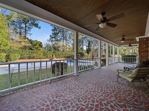 5th image of 225 Wood Duck Rd