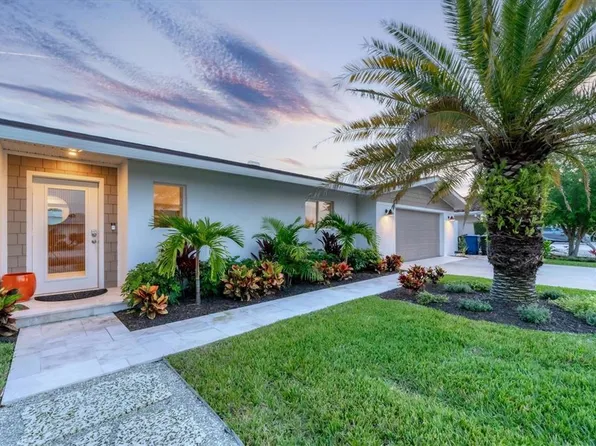 10115 Kingfisher Rd E, Bradenton, FL 34209