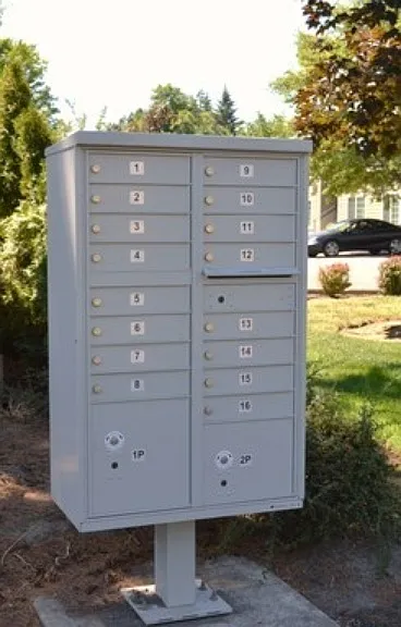Quiet 2-Bed 2-Bath Apartments Close to WOU with Beautiful Landscaping In-Unit Washer/Dryer — Photo 32
