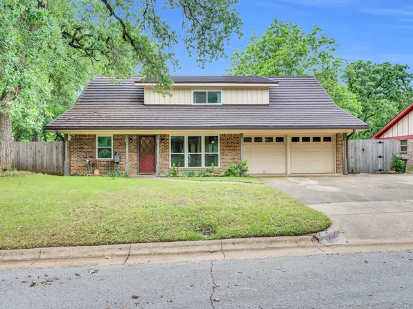 1821 Signet Dr, Euless, TX 76040