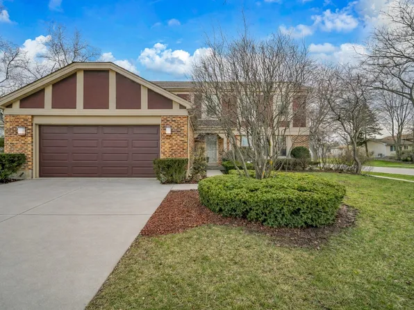 5 Wakefield Ln, Buffalo Grove, IL 60089