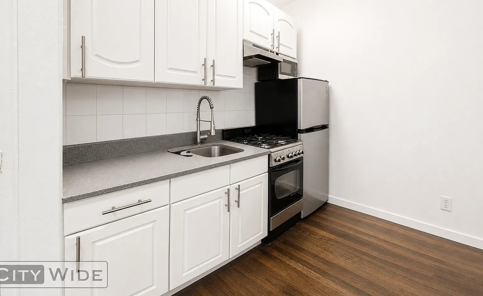 174 Thompson Street — Photo 4