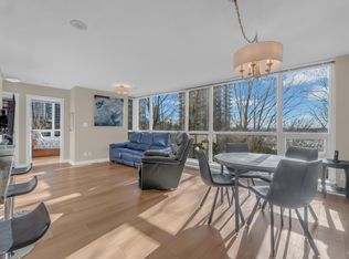 2978 Glen Dr #705, Coquitlam, BC V3B 0C3