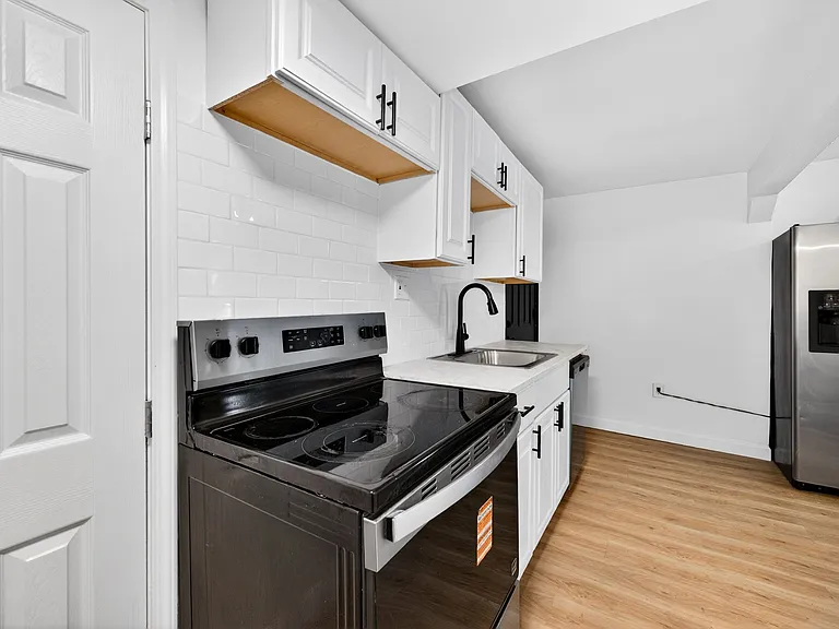 3931 Delor St — Photo 14