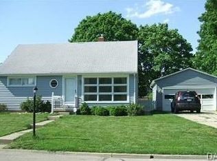 69 E Weller Ave, Centerville, OH 45458