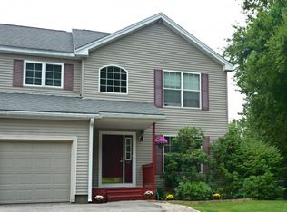 30 Dale Rd #B, Hooksett, NH 03106