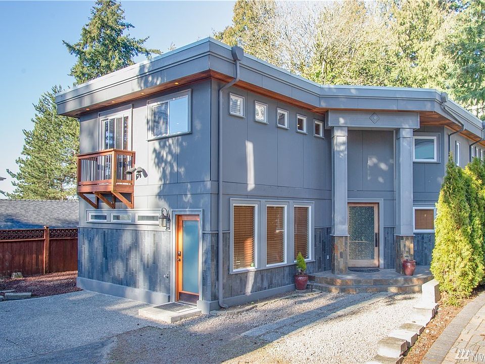 1st image of 11304 NE 67th St