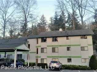 19100 61st Ave NE APT B, Kenmore, WA 98028