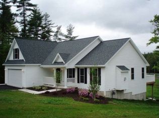 24 Burnham Rd, Wilton, NY 12831