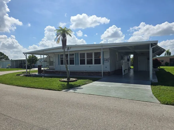 910 Calamondin Ct, North Ft Myers, FL 33917