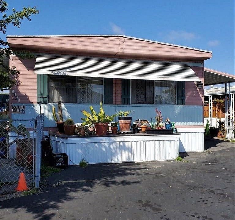 1st image of 1838 Cypress St