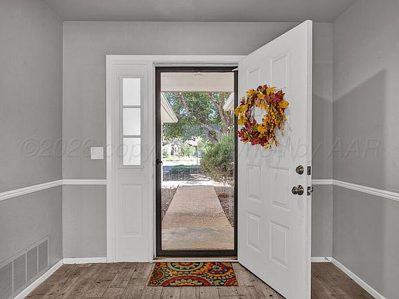 3rd image of 5619 SW 41st Ave