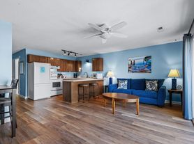 1880 Colony Dr
