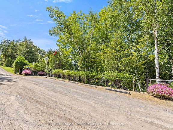 2nd image of 68 Robins Rd #182