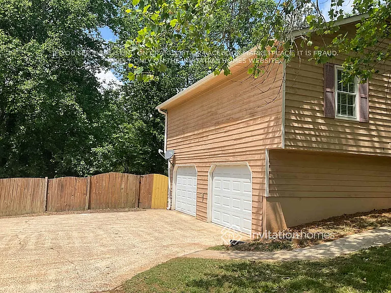 2433 Westland Way — Photo 2