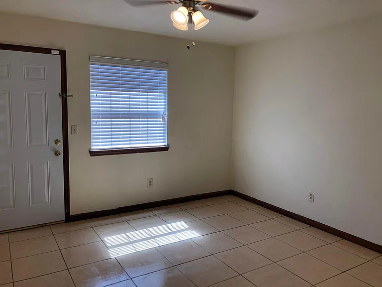 2358 Hartsfield Way — Photo 5