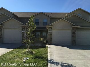 11033 Daniel Ct, Peculiar, MO 64078