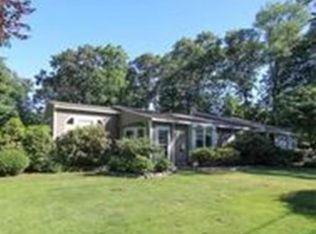 10 Pine St, South Hamilton, MA 01982