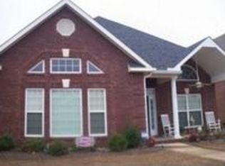 104 Jamestown Ct, Centerville, GA 31028