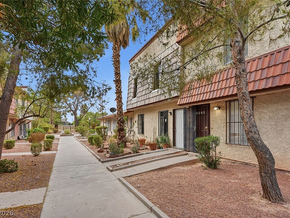 1st image of 3978 Voxna St