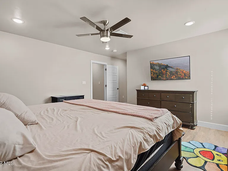 14724 Mountain Breeze Ave — Photo 24