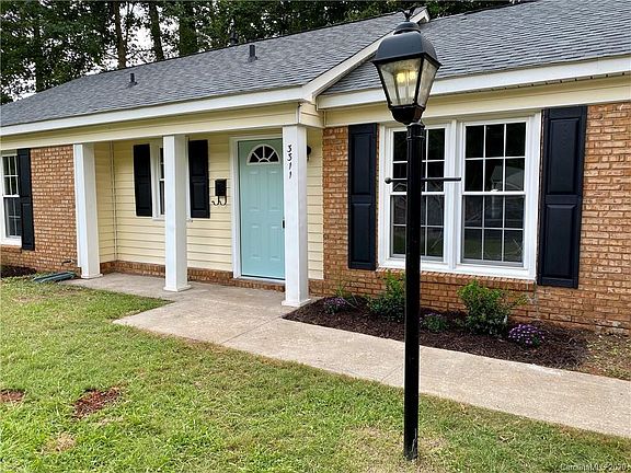 3rd image of 3311 Dalecrest Dr