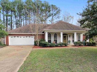 906 Treeline Dr, Brandon, MS 39042