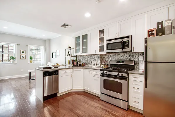 Rented by Compass | media 1