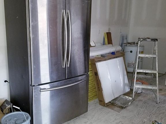 2nd image of 47 Vera St APT C