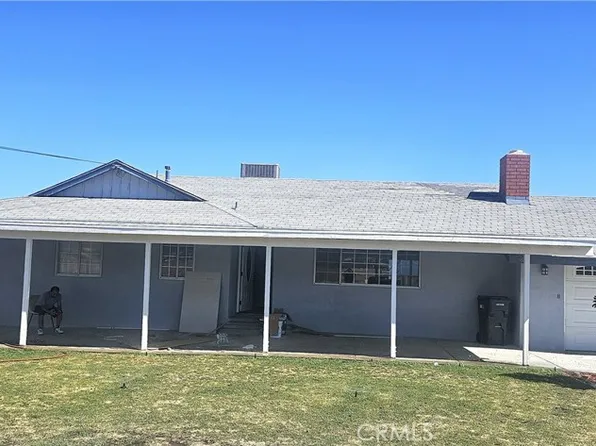 5661 E Avenue T, Palmdale, CA 93552
