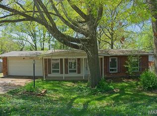 1267 Craig Rd, Saint Louis, MO 63146