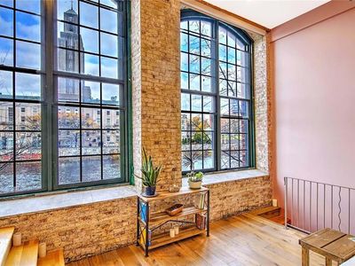 10 Exchange Ct APT 203, Pawtucket, RI, 02860