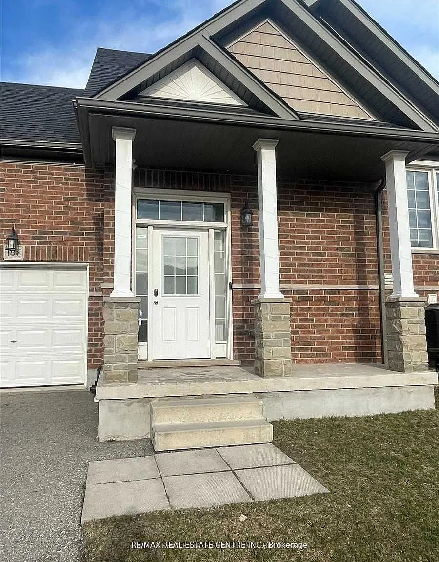 3 bed, $3,199 — Photo 2
