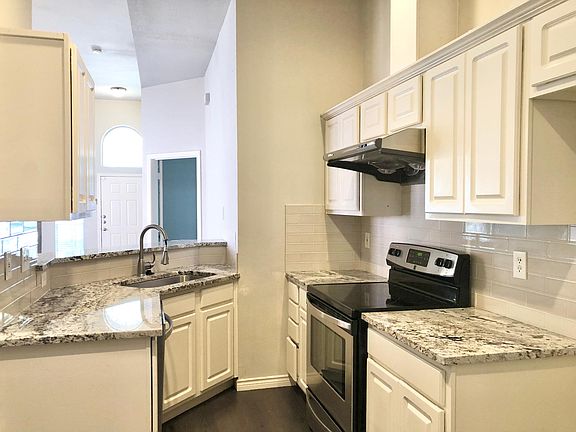 5th image of 3084 Sawtooth Dr