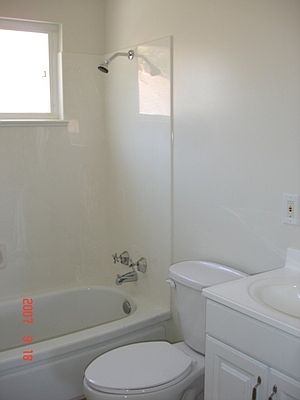 2nd image of 2651 26th St #2638