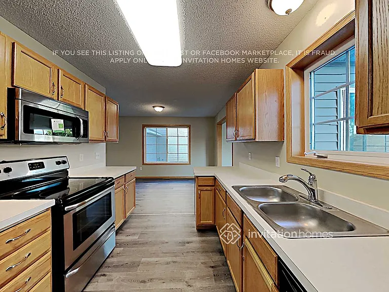 11398 16th Pl NE — Photo 8