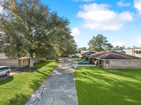 14106 W Club Deluxe Rd, Hammond, LA 70403