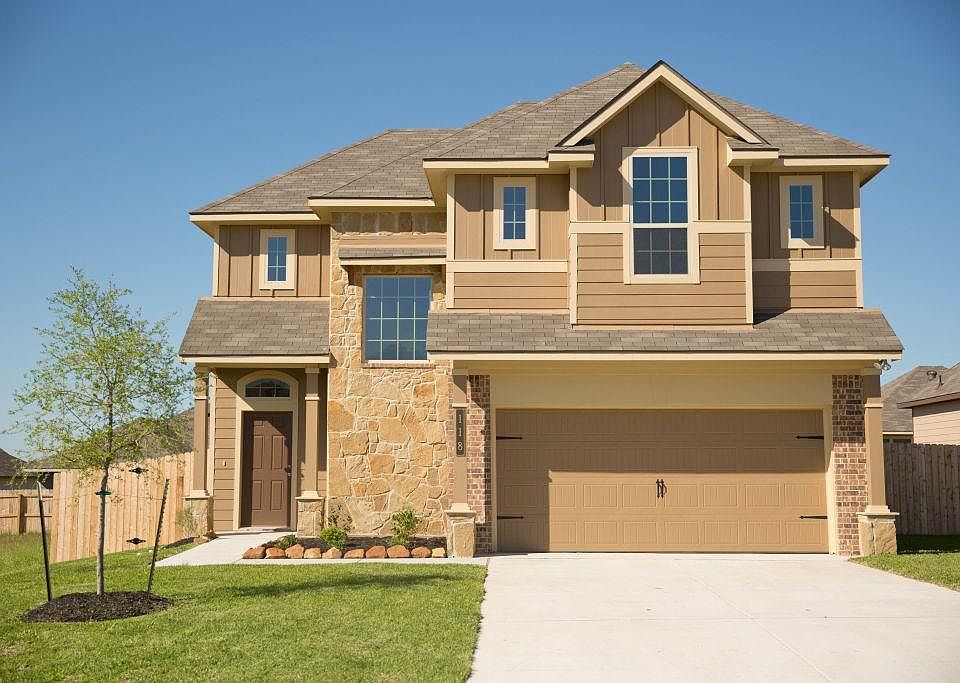 1st image of 118 Red Deer Way