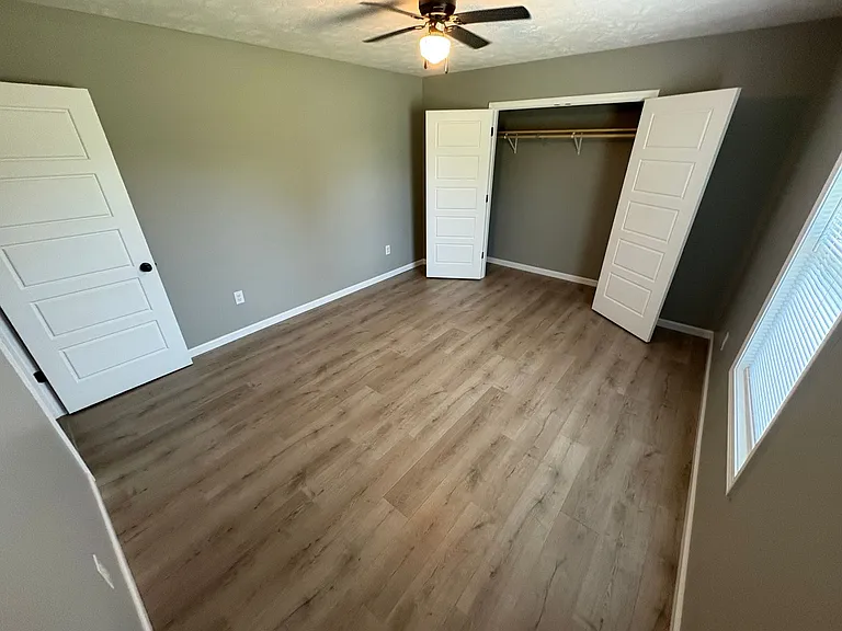 705 Haley St — Photo 10