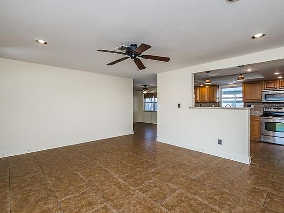 4th image of 1774 Bentley St