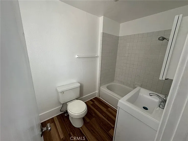 5158 Franklin Ave — Photo 10