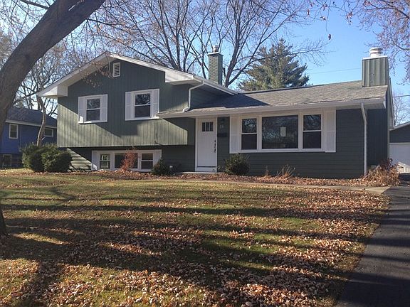 3rd image of 39 Elmwood Dr